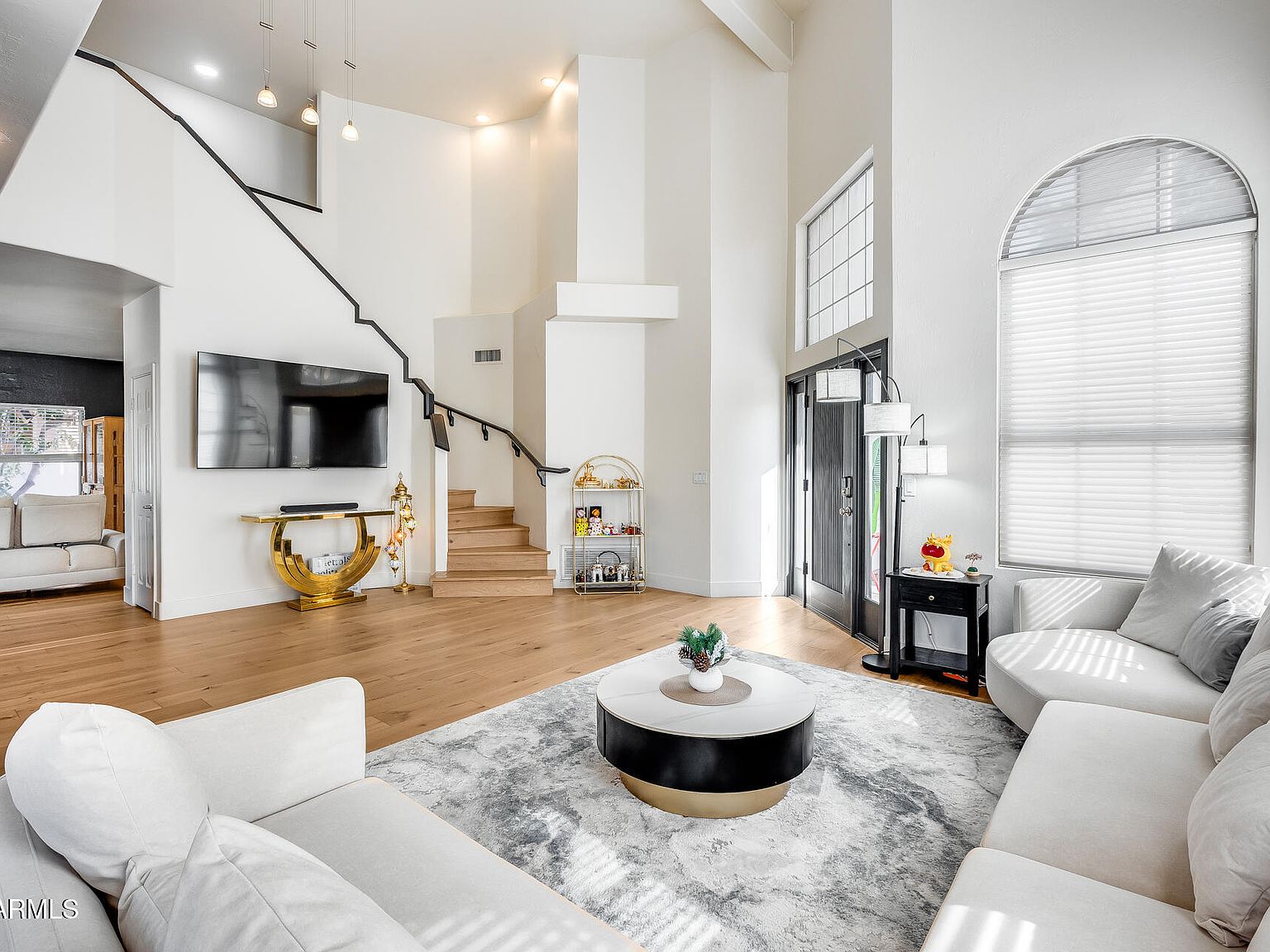 2158 W Peninsula Cir