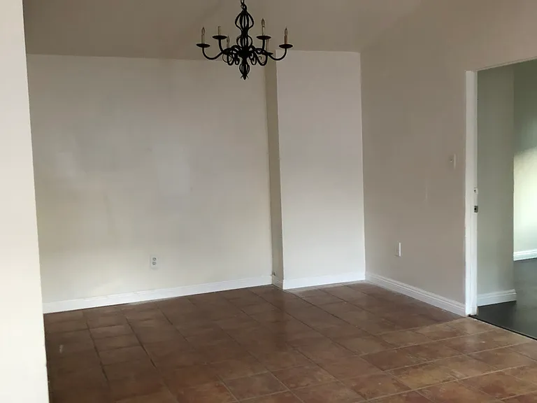 4745 Ivy St #1/2 — Photo 4
