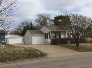 1131 McAdams Rd, Salina, KS 67401