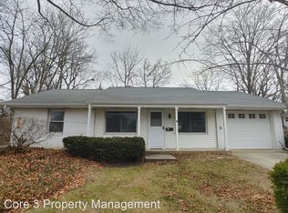 6 Plymouth Ct, Normal, IL 61761
