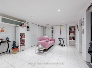 1069 College St #B, Toronto, ON M6H 1B2
