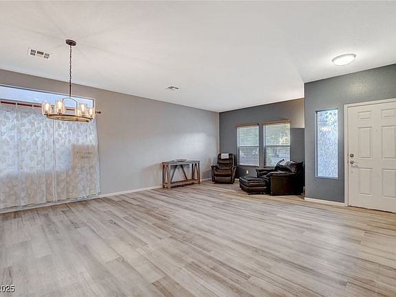 5th image of 1078 Sandstone Canyon St