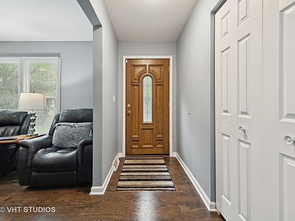 2nd image of 1765 Central Ave