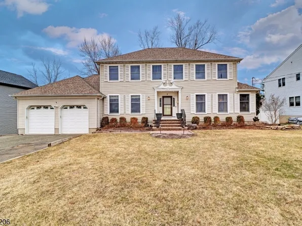 7 Kimble Pl, East Hanover Twp., NJ 07936