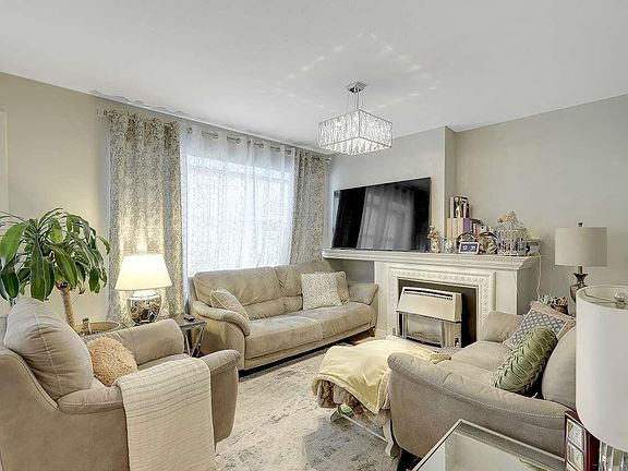 3rd image of 12099 237th St #82