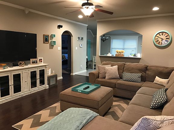 4th image of 5801 Little Elm Ln