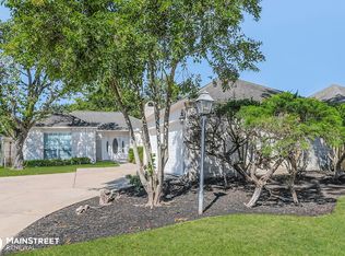2903 Country Club Blvd, Sugar Land, TX 77478