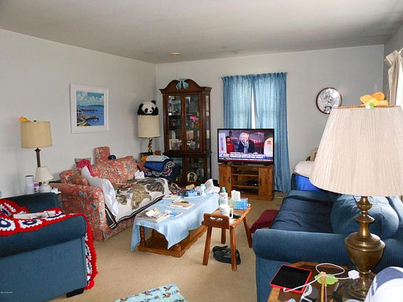 5th image of 1525 Laurel Ave SE