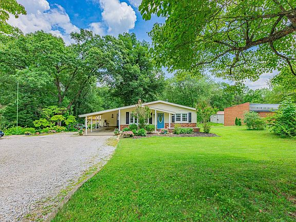 2nd image of 12641 Wildwood Dr