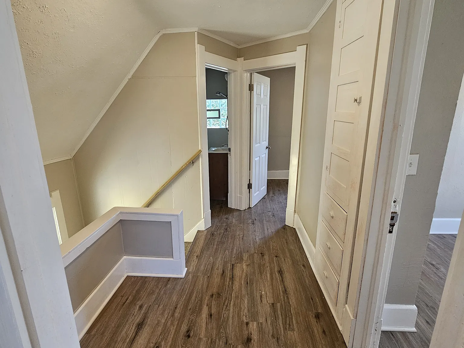3 bed, 999 sqft, $1,250 — Photo 3