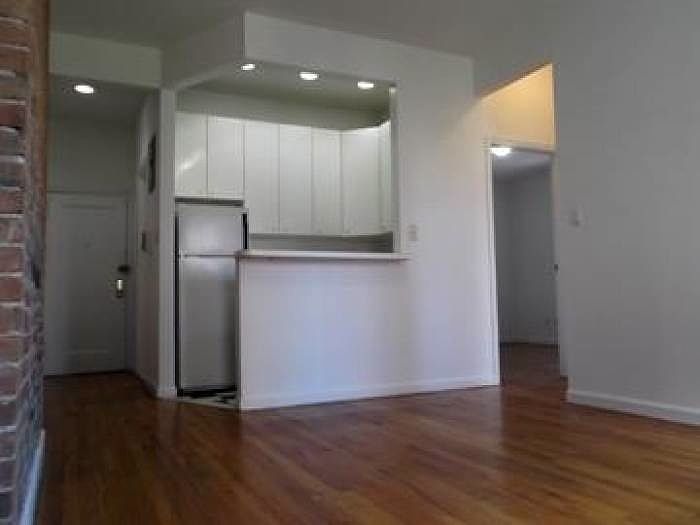 1st image of 171 E 92nd St Frnt 2