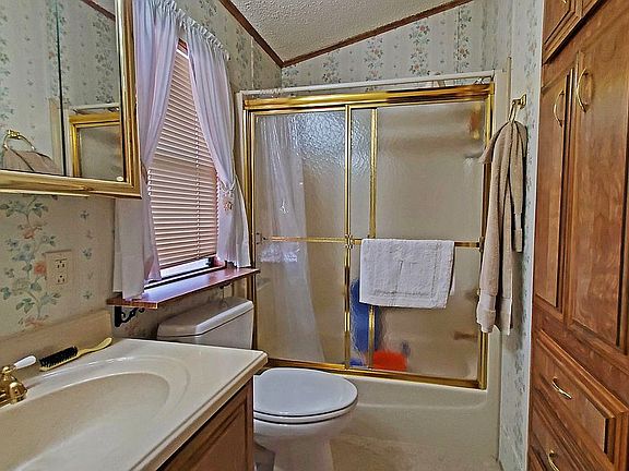 4th image of 1664 Ponderosa Ln #30-150