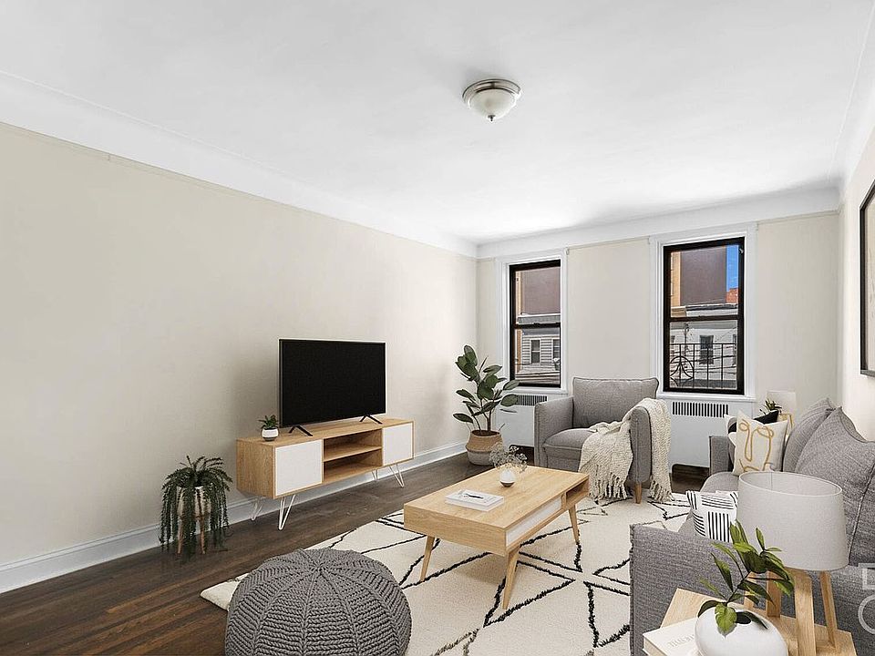 1st image of 3083 Crescent St #B3