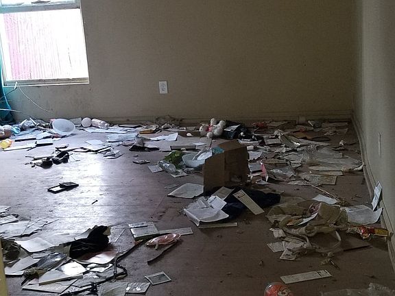 5th image of 4951 Mead Ave