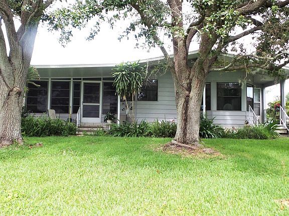 4th image of 4415 Buena Vista Dr N