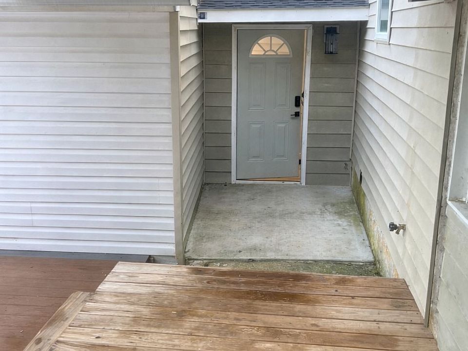 1st image of 2308 Center Ave #B