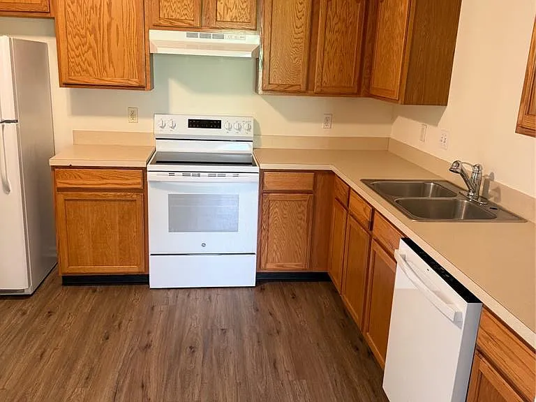 7280 Adams St #5 — Photo 5