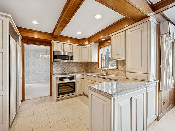 3rd image of 787 E Golf Rd