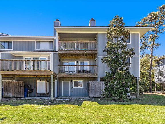 3rd image of 38 Bunker Ct