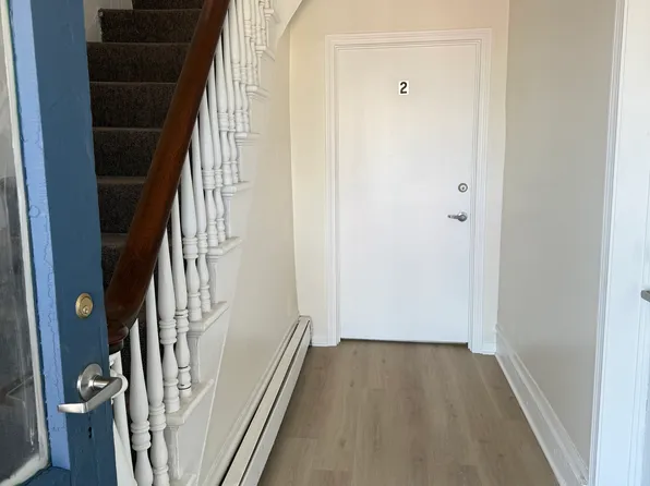 195 Lenox St APT 1, New Haven, CT 06513