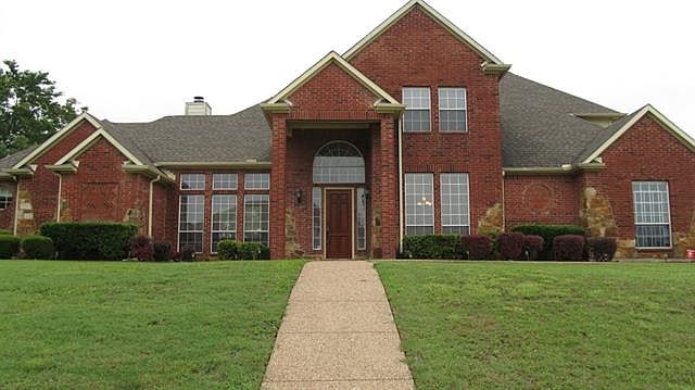 1st image of 2724 Waters Edge Dr