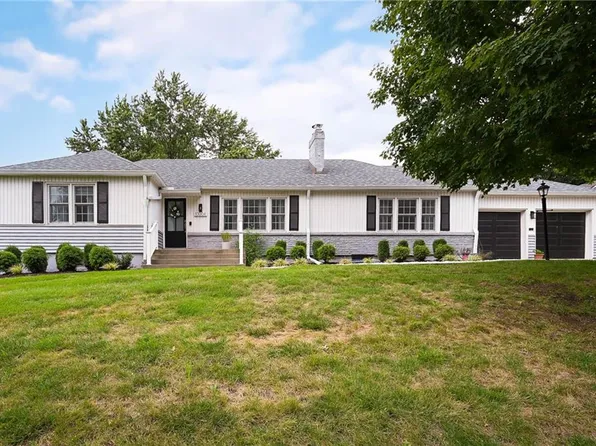 10004 Holly St, Kansas City, MO 64114