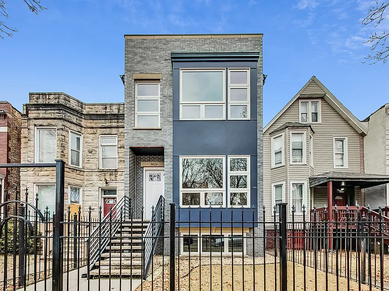 6626 S Ingleside Ave — Photo 2
