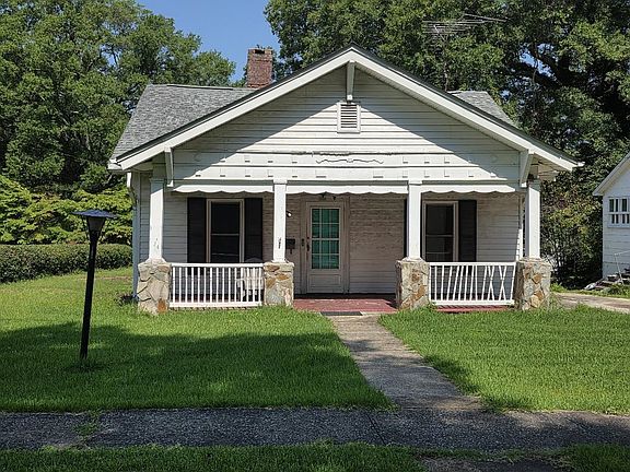 3rd image of 324 Vernon St