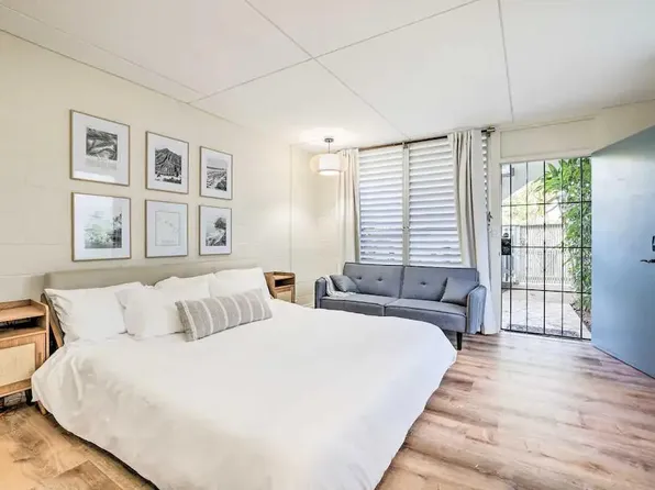 3824 Leahi Ave APT 111, Honolulu, HI 96815