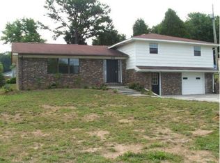 475 Park Dr, Bean Station, TN 37708