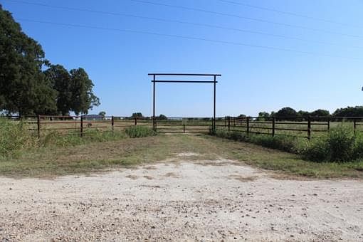 1st image of 1060 County Road 3255