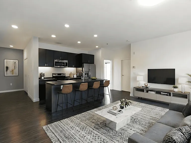98 Market Ave — Photo 10