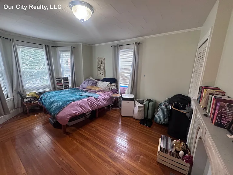 10 Wallace St #1L — Photo 8