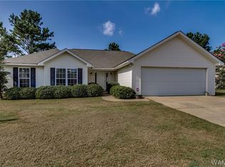 12335 S Pointe Dr, Moundville, AL 35474
