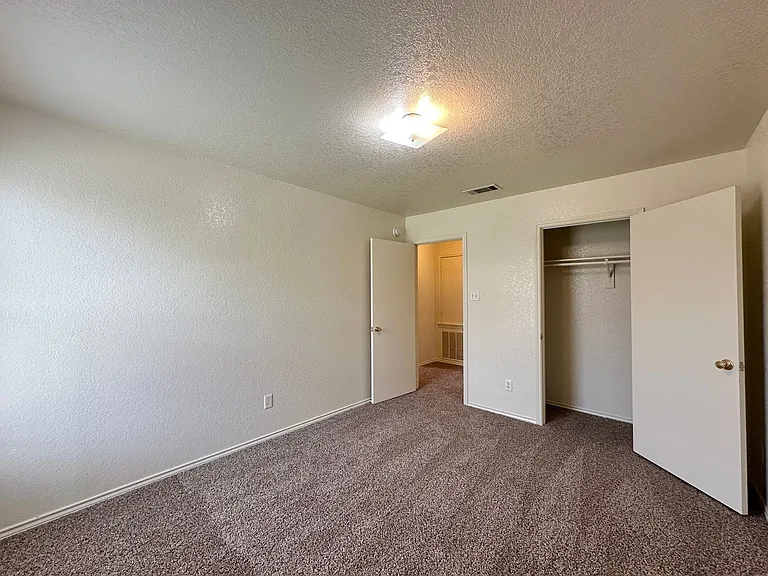 5202 Lauren Lea Dr — Photo 13