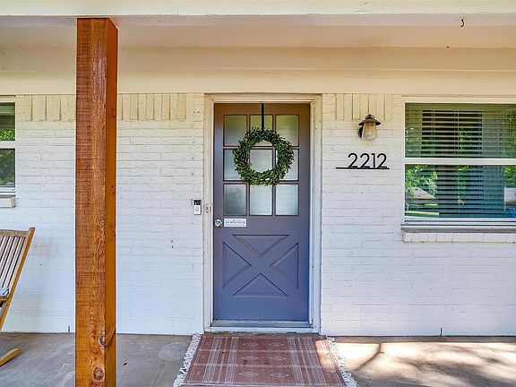 4th image of 2212 Ridge Ln