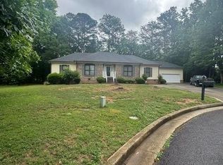 3450 Mackenzie Ct, Powder Springs, GA 30127