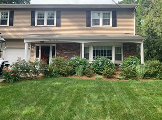 9 Day Rd, Holliston, MA 01746