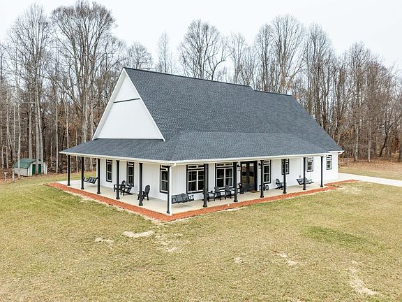 2nd image of 2920 Antioch Rd