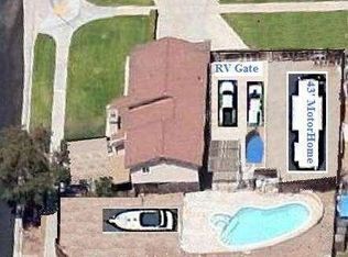 786 Santa Paula St, Corona, CA 92882