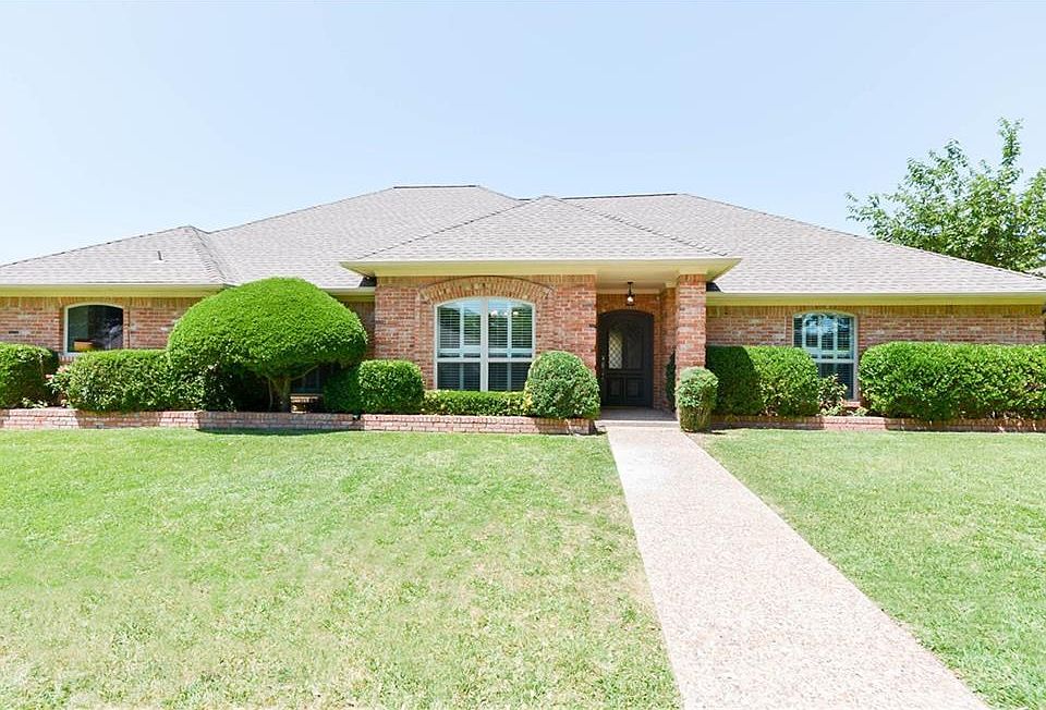 1st image of 6111 Bluff Point Dr