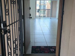 702 NW 87th Ave APT 309, Miami, FL 33172