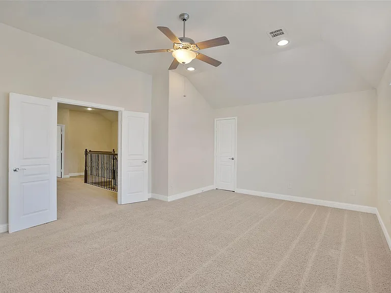 18 Garden Path Pl — Photo 29