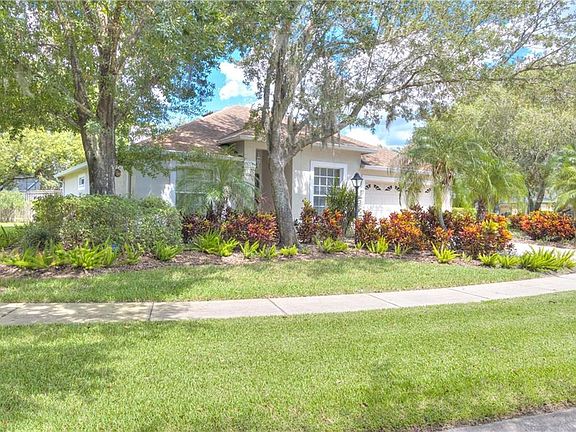 4th image of 11704 Derbyshire Dr