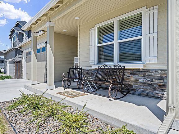 3rd image of 5094 Cedar View Dr