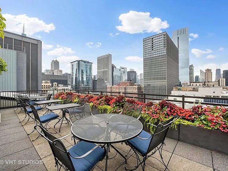 310 S Michigan Ave #202 — Photo 20
