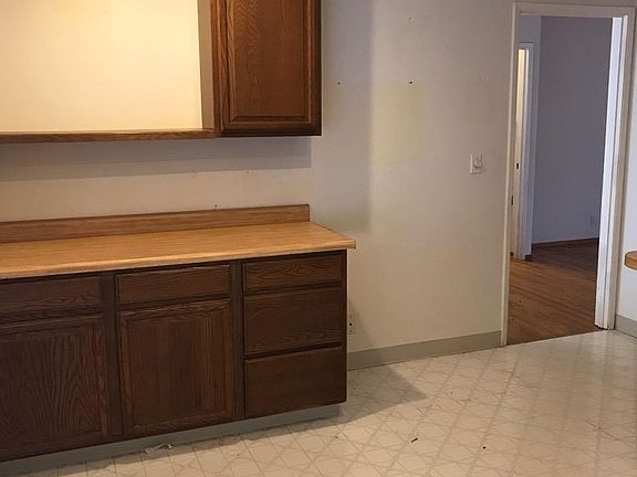 4th image of 1273 Aspen Dr