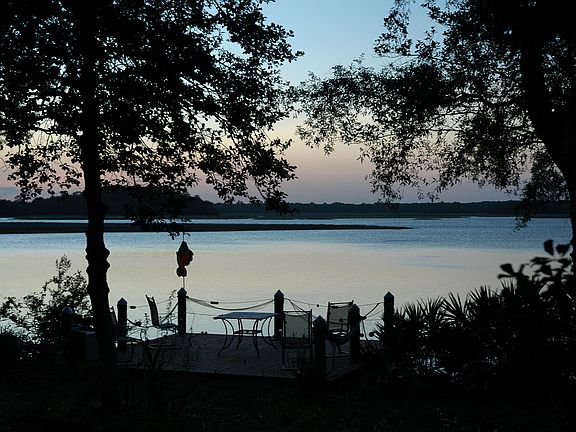 5th image of 6650 Island Dr