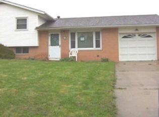 526 Valley View Dr, Mansfield, OH 44905