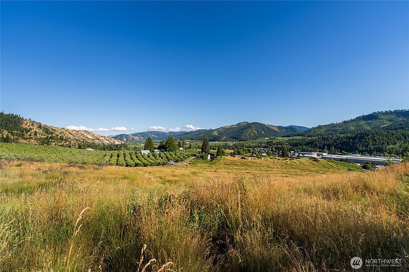 4th image of 1 Ludwig Hill Rd